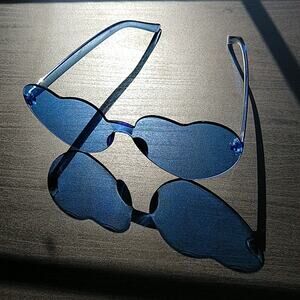 Blue Heart-shaped Sunglasses frameless sturdy plastic, metal hinges